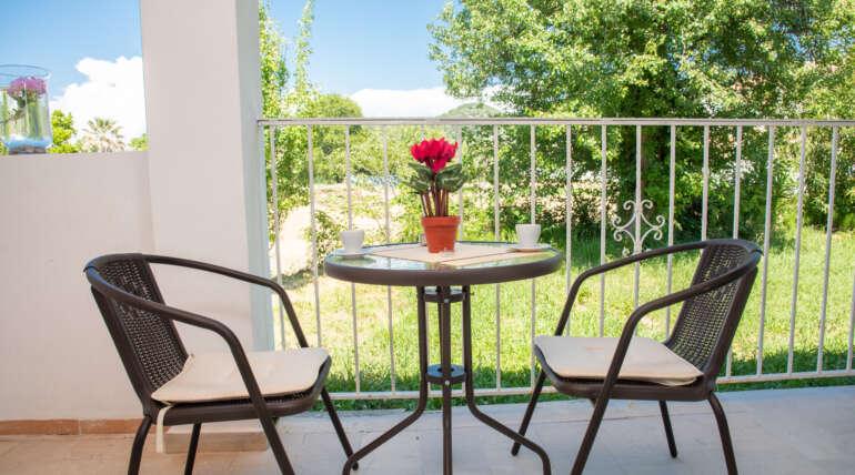 • Private balcony or terrace